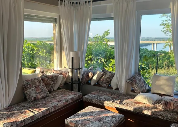 Panorama 别墅 Beška